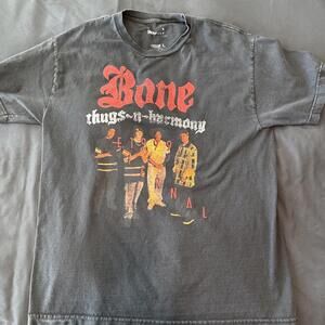 Bone Thugs-n-Harmony graphic T-shirt Size L